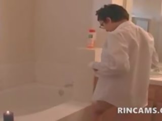 Bath Time Masturbation! Hairy Pussy Nerd!